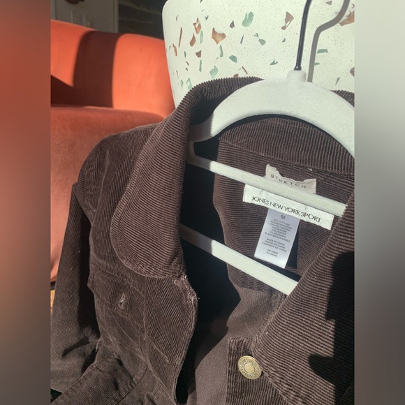 Brown jacket - Picture 2 of 3